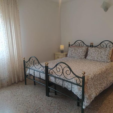 Appartamento Sul Lago Maggiore Castelletto sopra Ticino Bagian luar foto